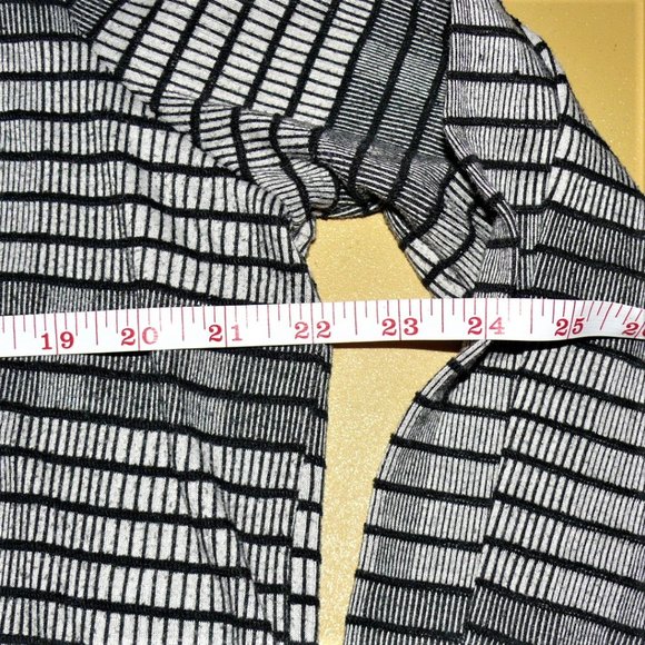 White Stag layered style blouse - Picture 4 of 7